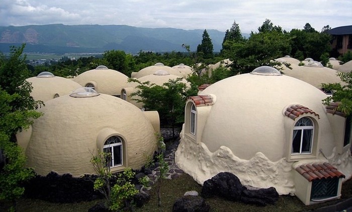 Японцы начали строить дома из… пенопласта. Когда заходишь внутрь, диву даешься!