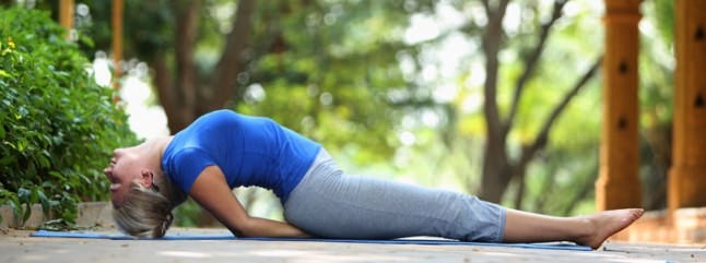 Простейшие позы йоги перед сном и ваш отдых станет полноценнее