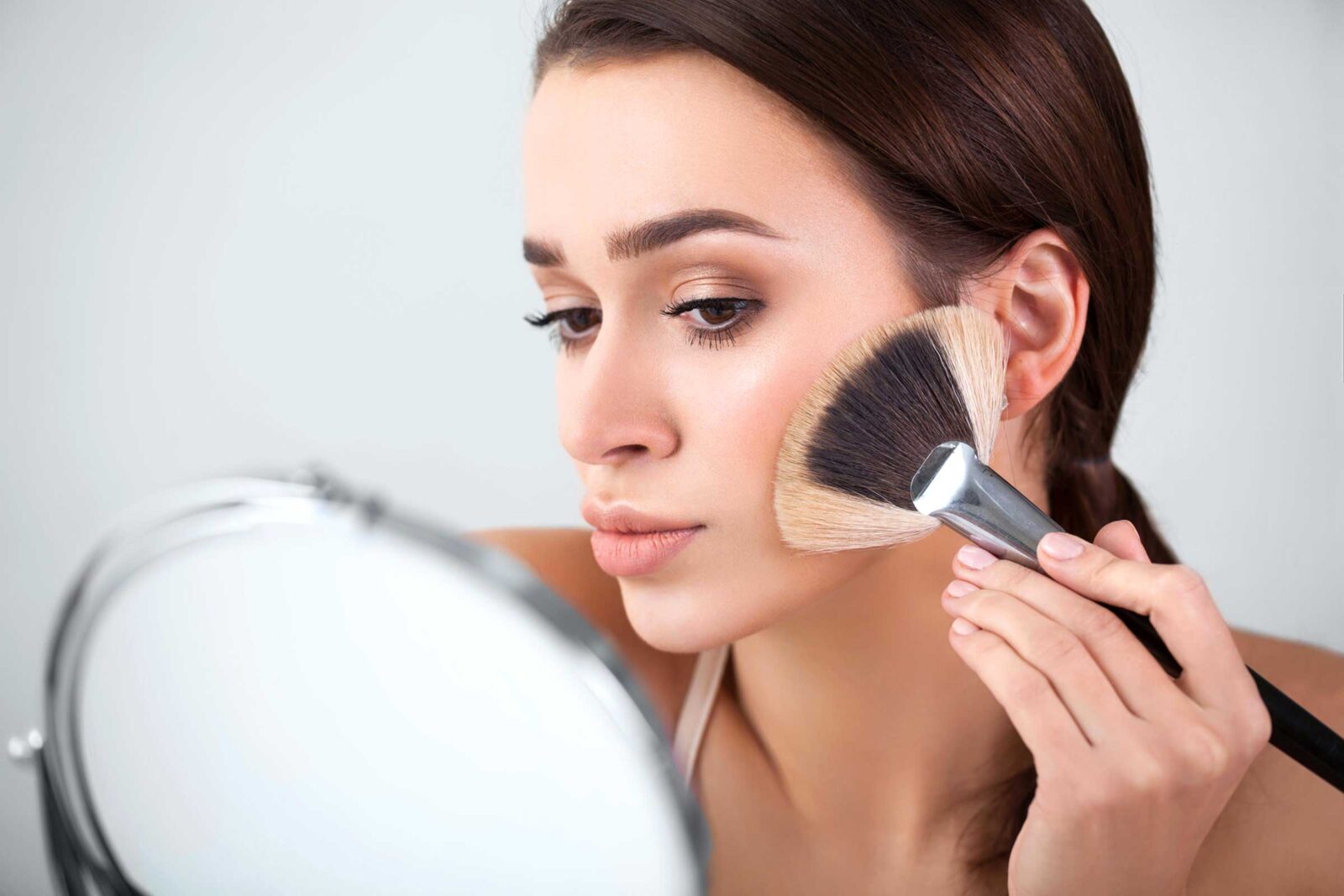 Советы по макияжу, которые необходимо усвоить к сорока годам